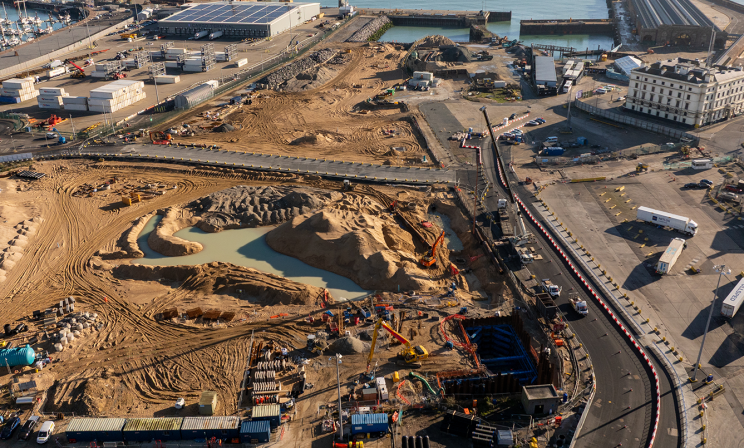 Groundworks expertise ensures safety of site teams in 15-metre-deep excavation