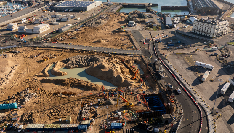 Groundworks expertise ensures safety of site teams in 15-metre-deep excavation